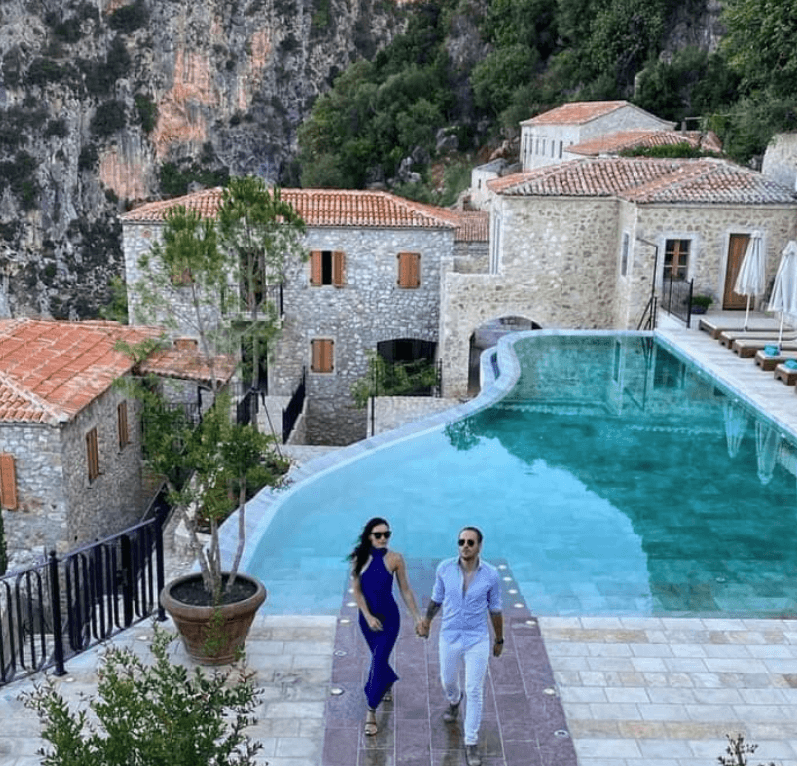 Albania 11-Day Luxury Tour: Culture, Coast & Cuisine