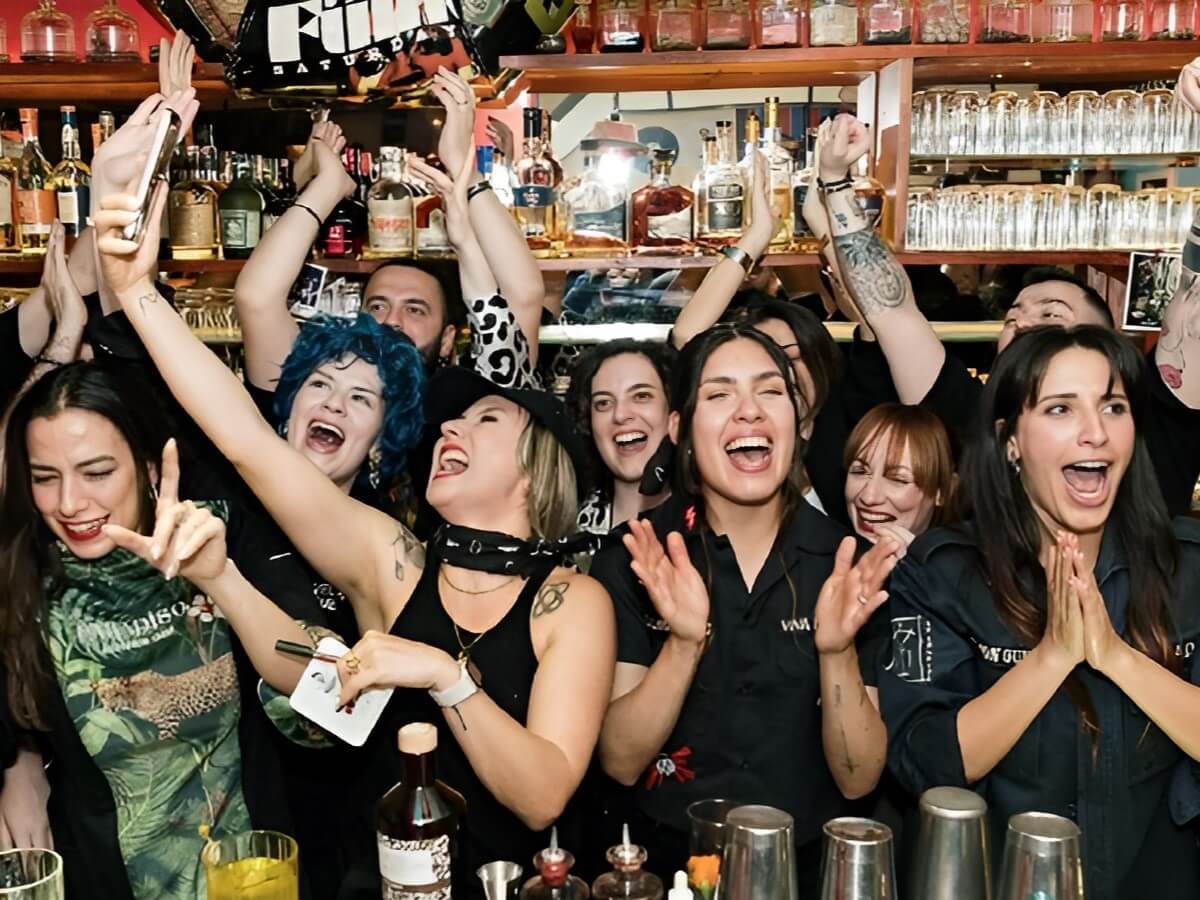 Tirana Bar Hopping - Pub Crawl Tour with Shots