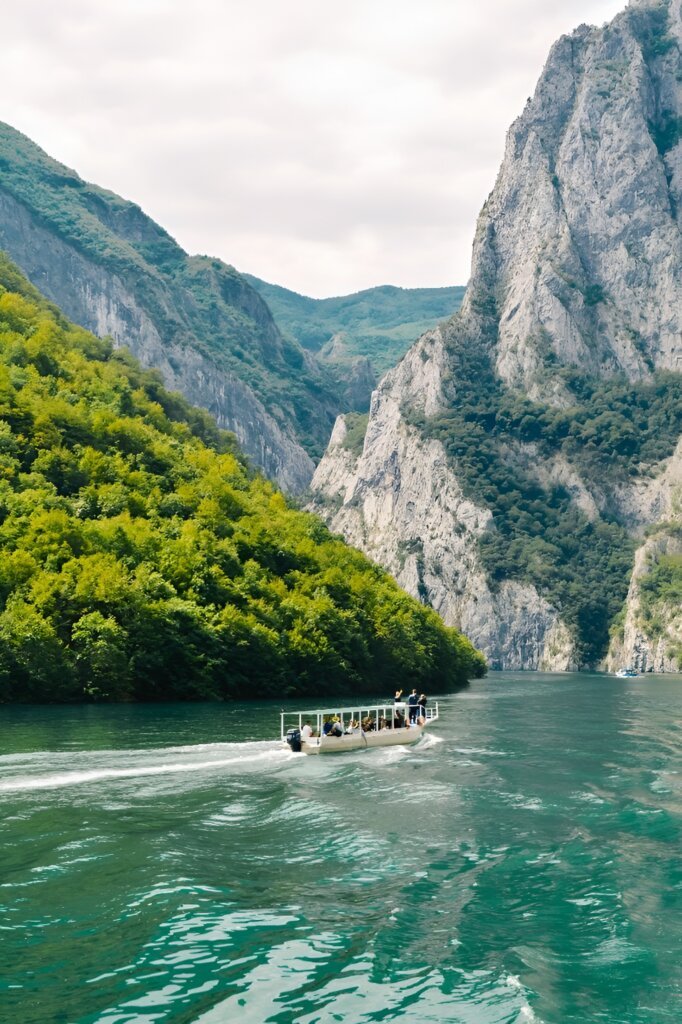 bb7b6c604073fa5397005a0c3e414554 Picsart AiImageEnhancer 1-Albania