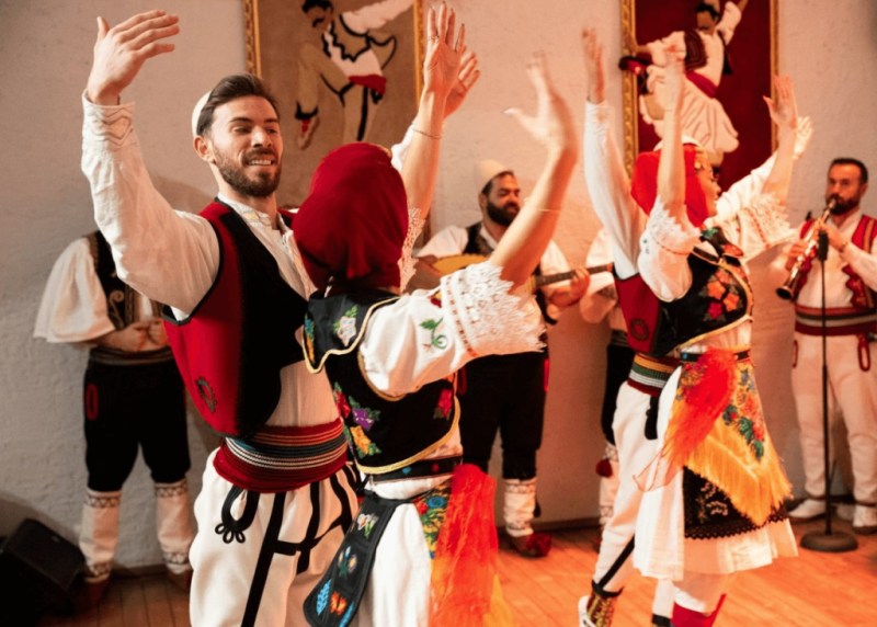 Traditional Albanian Night dinner and dance show