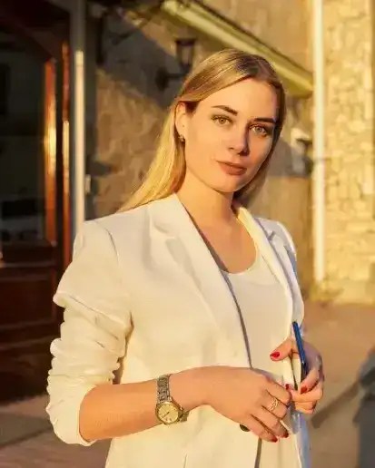 Iris Leka