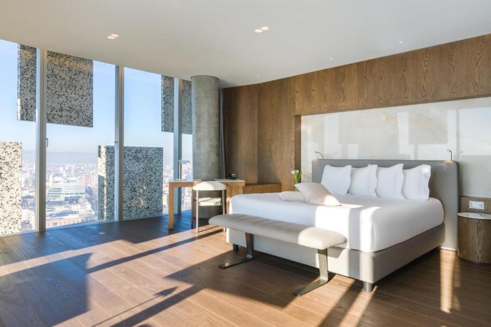5-star hotel in the centre of Tirana 
