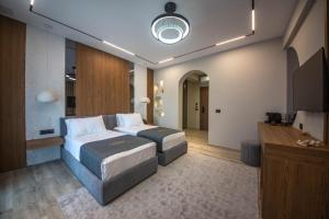 Seafront hotel in Saranda